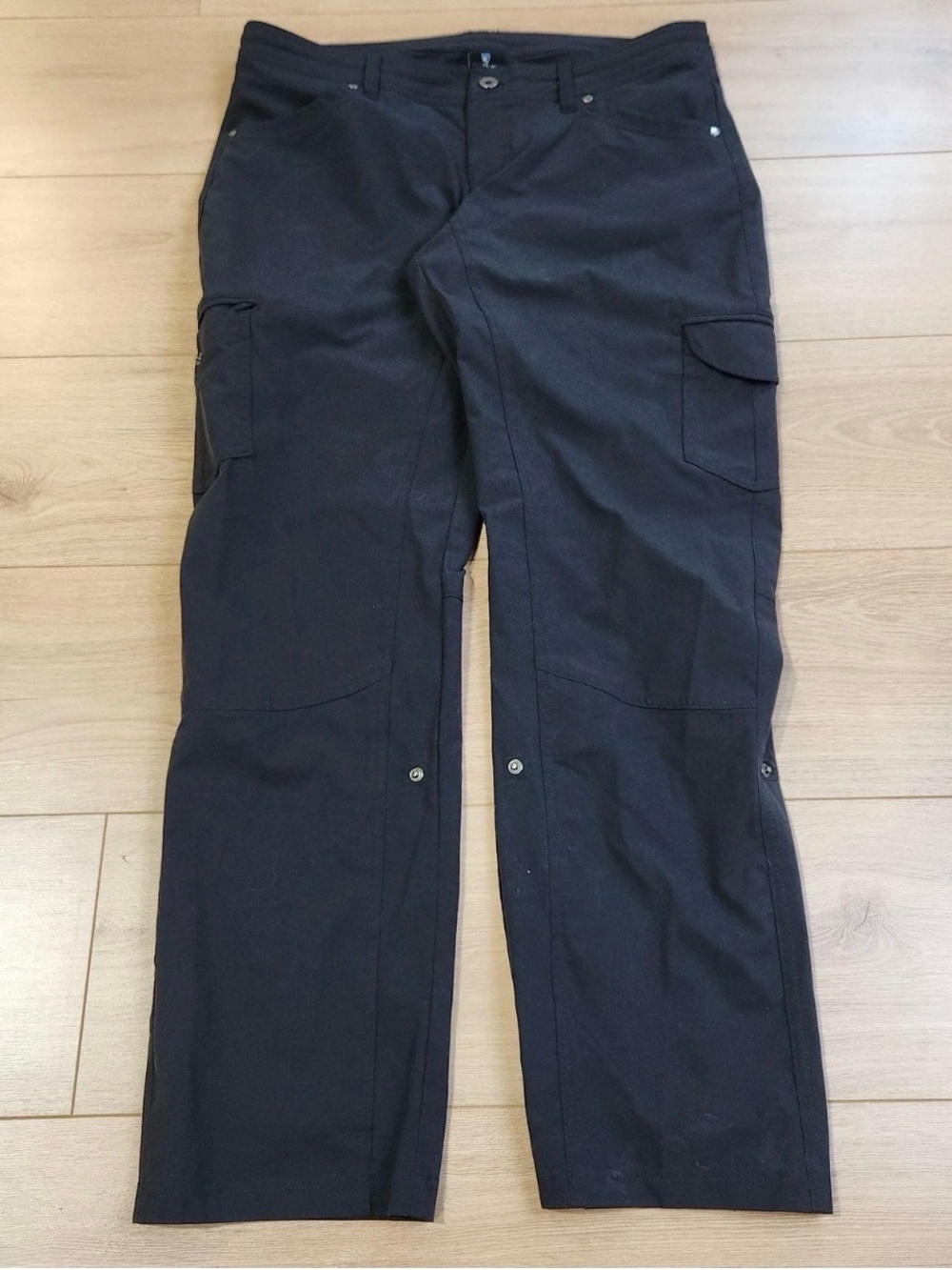 Kuhl Women's 12 Regular Freeflex Roll-Up Pant in Rave Black Pants